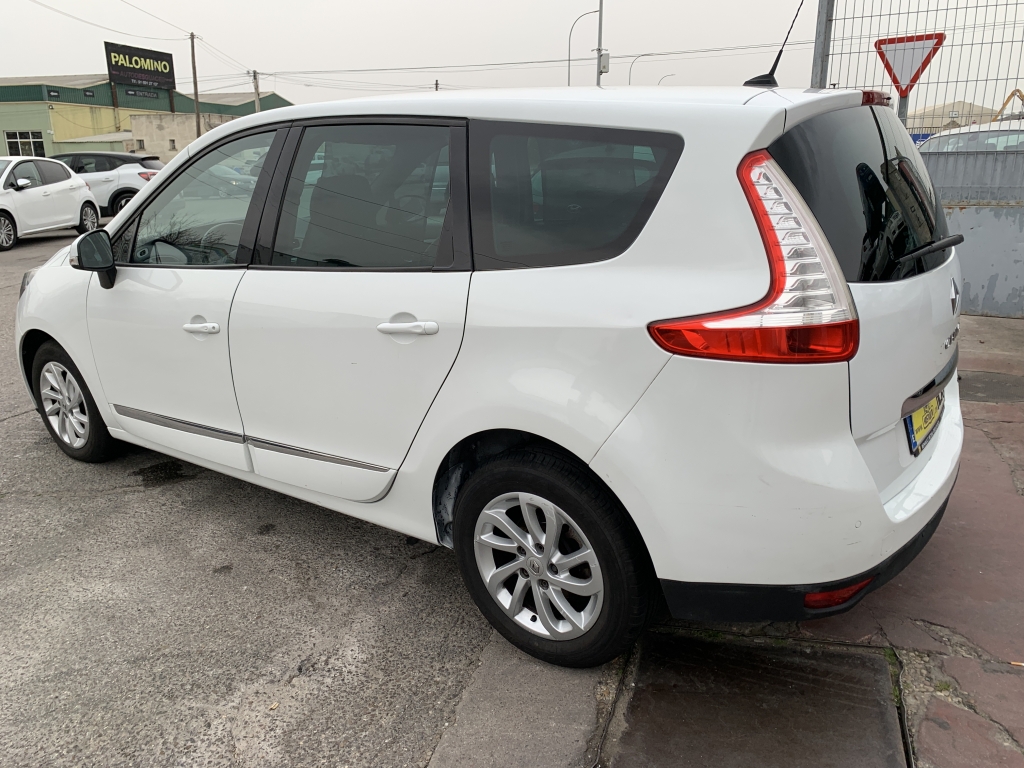 RENAULT GRAND SCENIC 1.6 DCI 130CV 7 PLAZAS