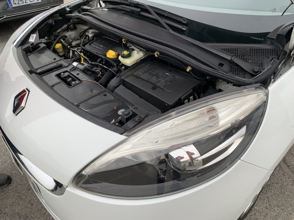 RENAULT GRAND SCENIC 1.6 DCI 130CV 7 PLAZAS