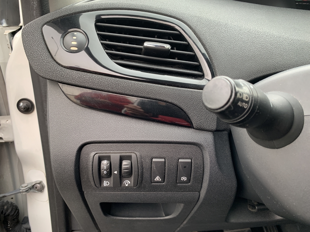 RENAULT GRAND SCENIC 1.6 DCI 130CV 7 PLAZAS