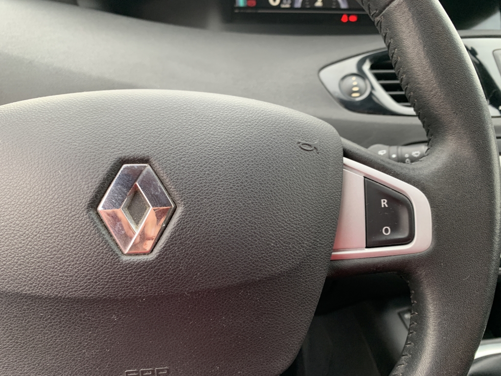 RENAULT GRAND SCENIC 1.6 DCI 130CV 7 PLAZAS