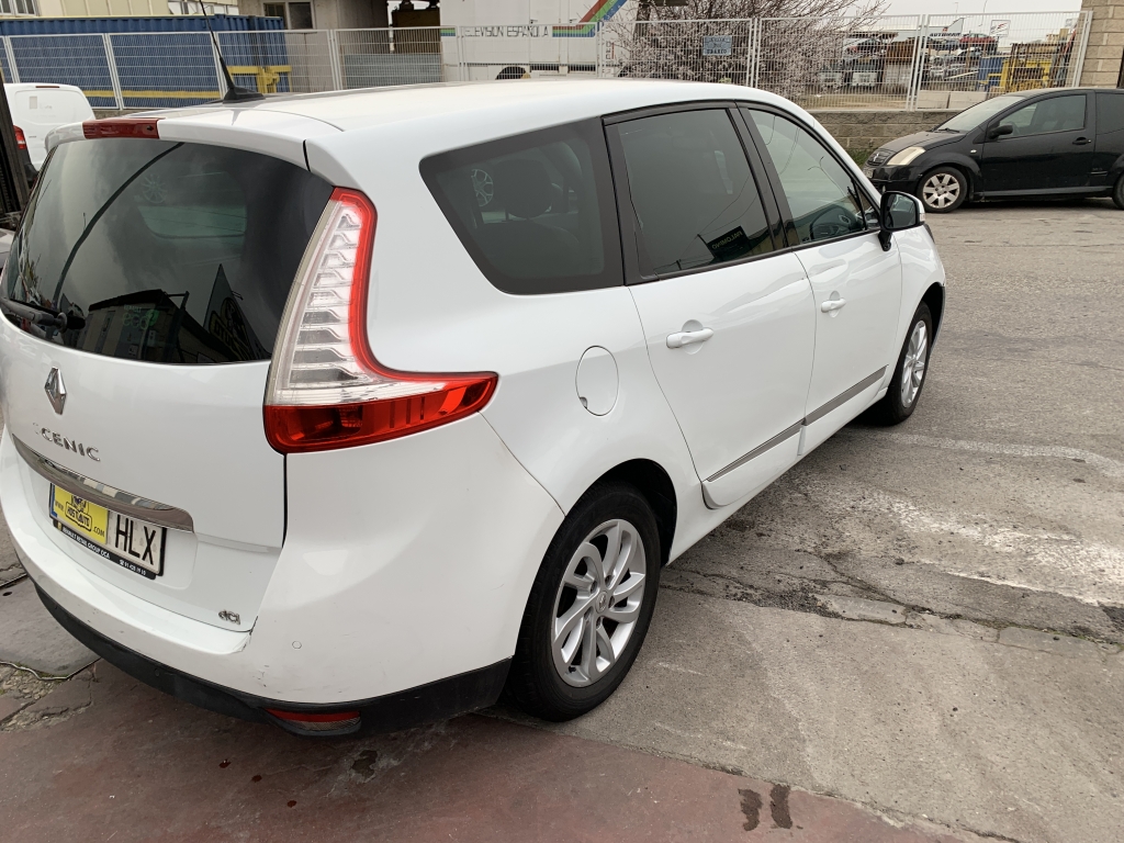 RENAULT GRAND SCENIC 1.6 DCI 130CV 7 PLAZAS