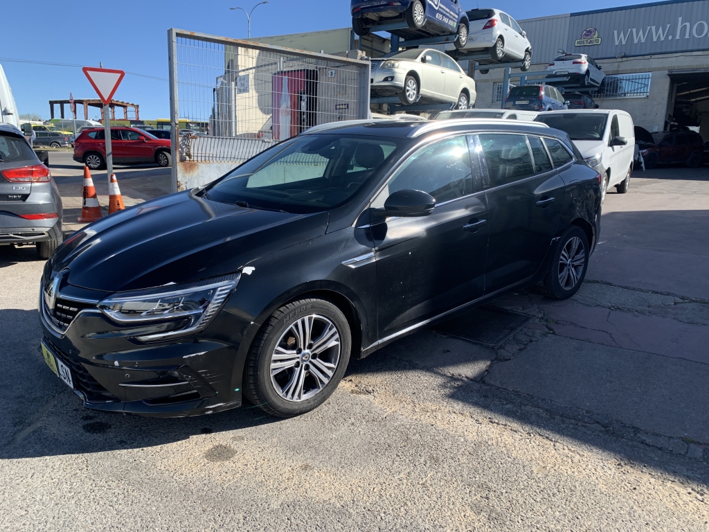 RENAULT MEGANE SPORT TOURER 1.6 HIBRIDO ENCHUFABLE 160CV AUT 