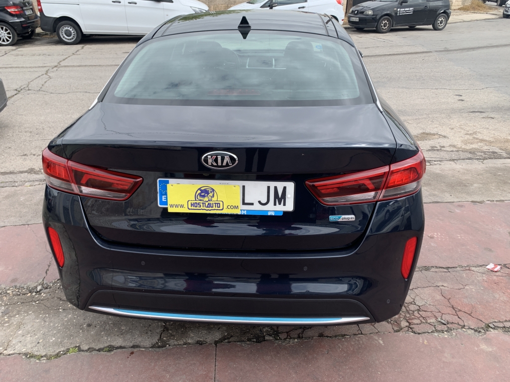 KIA OPTIMA 2.0 HIBRIDO ENCHUFABLE 205CV KIA OPTIMA 2.0 HIBRIDO ENCHUFABLE 205CV
