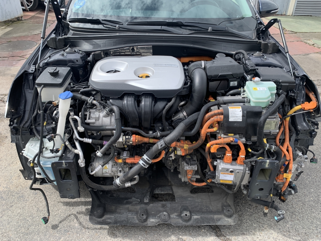 KIA OPTIMA 2.0 HIBRIDO ENCHUFABLE 205CV KIA OPTIMA 2.0 HIBRIDO ENCHUFABLE 205CV