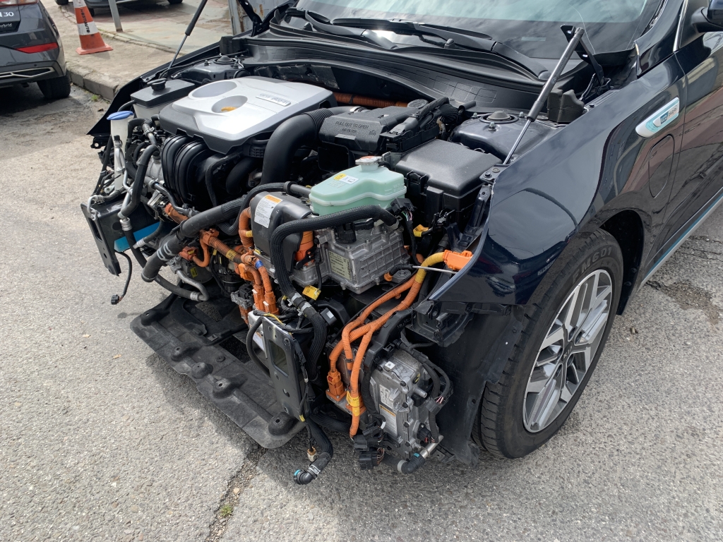 KIA OPTIMA 2.0 HIBRIDO ENCHUFABLE 205CV KIA OPTIMA 2.0 HIBRIDO ENCHUFABLE 205CV