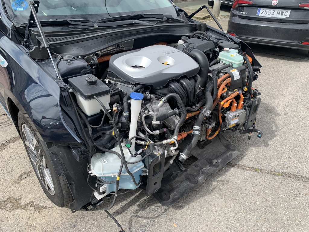 KIA OPTIMA 2.0 HIBRIDO ENCHUFABLE 205CV KIA OPTIMA 2.0 HIBRIDO ENCHUFABLE 205CV