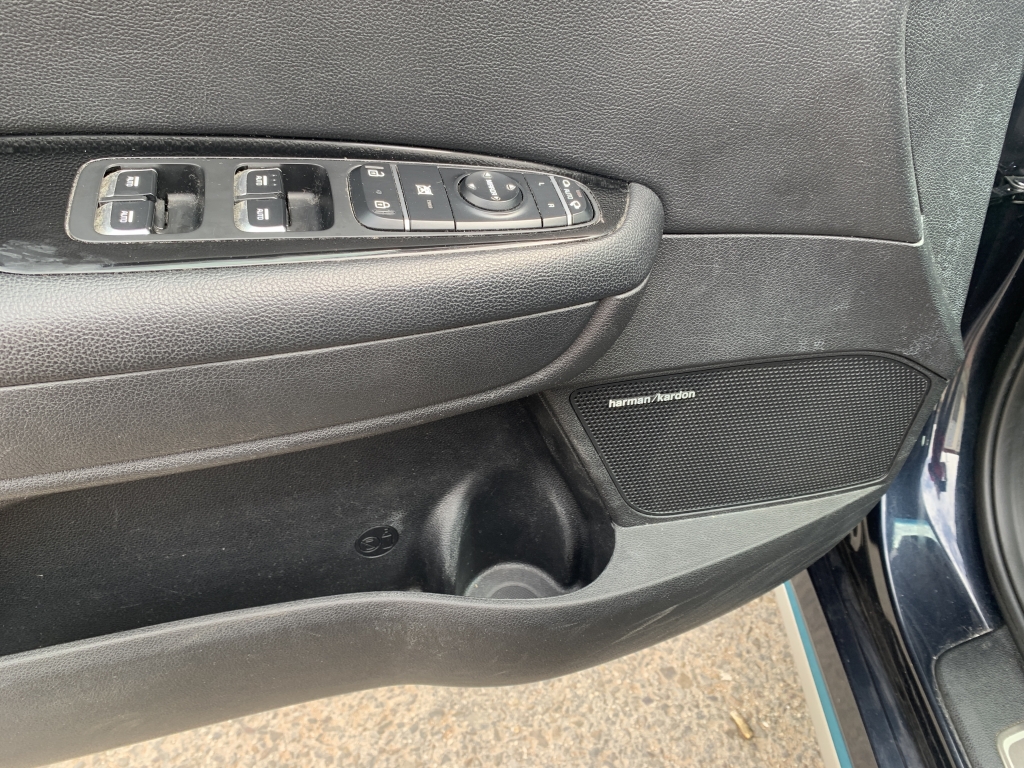 KIA OPTIMA 2.0 HIBRIDO ENCHUFABLE 205CV KIA OPTIMA 2.0 HIBRIDO ENCHUFABLE 205CV