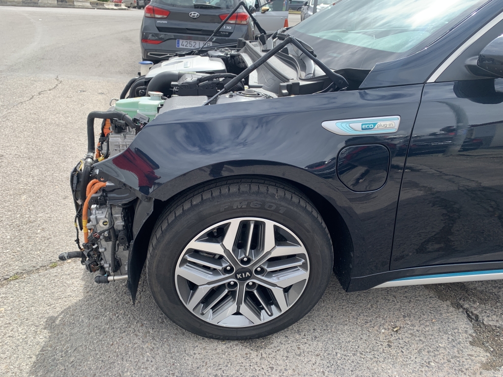 KIA OPTIMA 2.0 HIBRIDO ENCHUFABLE 205CV KIA OPTIMA 2.0 HIBRIDO ENCHUFABLE 205CV