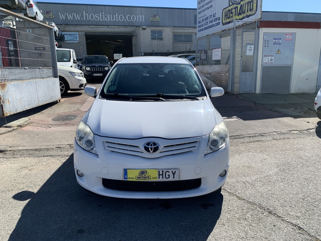 TOYOTA AURIS 1.6 INY 132CV TOYOTA AURIS 1.6 INY 132CV