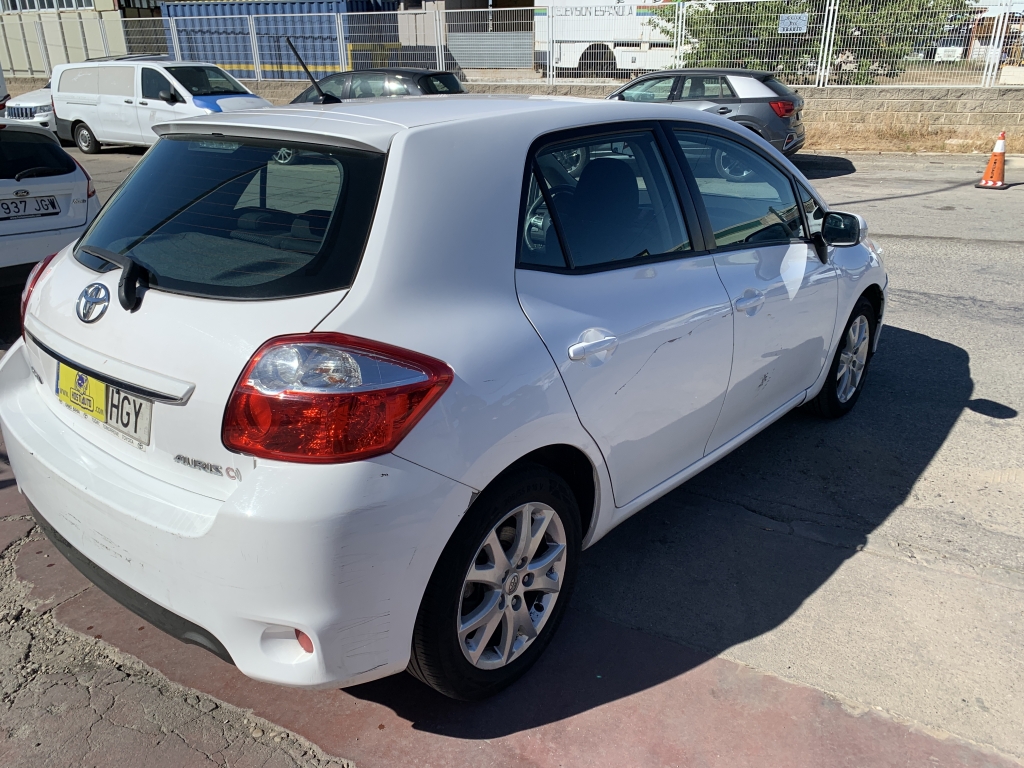 TOYOTA AURIS 1.6 INY 132CV TOYOTA AURIS 1.6 INY 132CV
