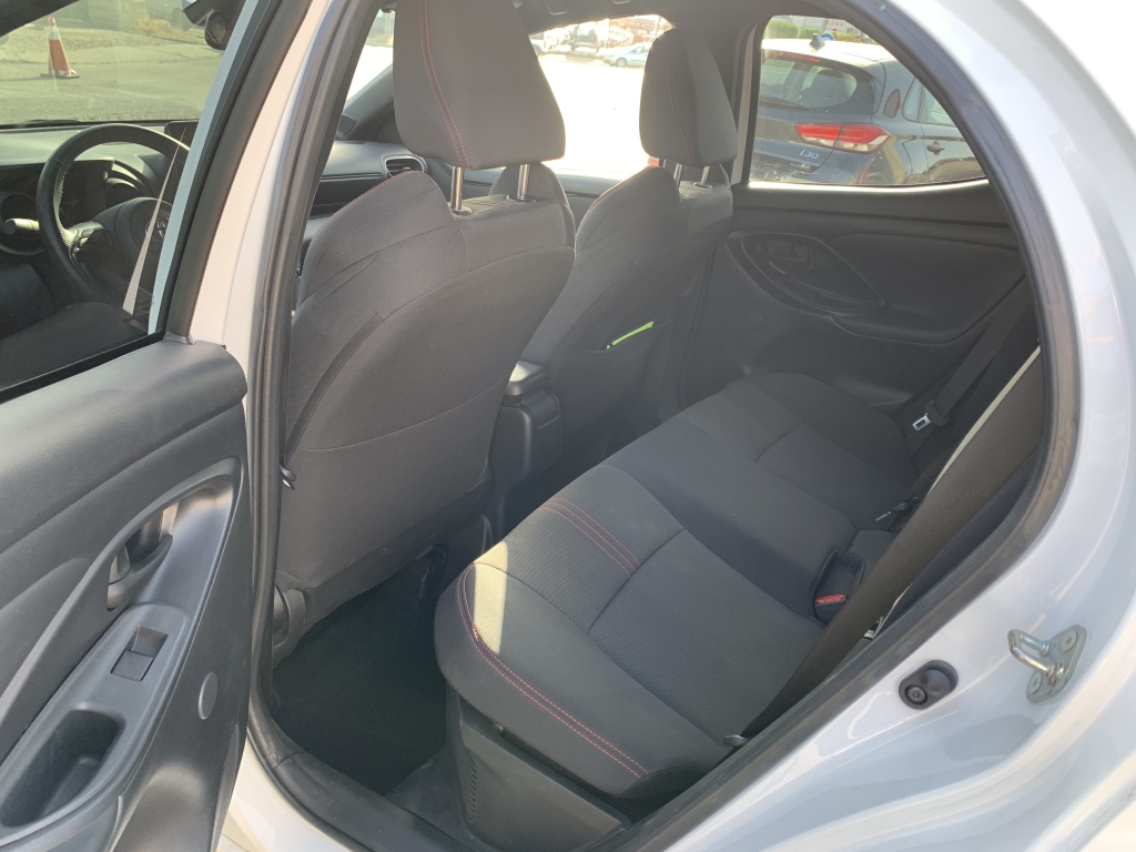 TOYOTA YARIS GR 1.5 HIBRIDO 120CV AUT