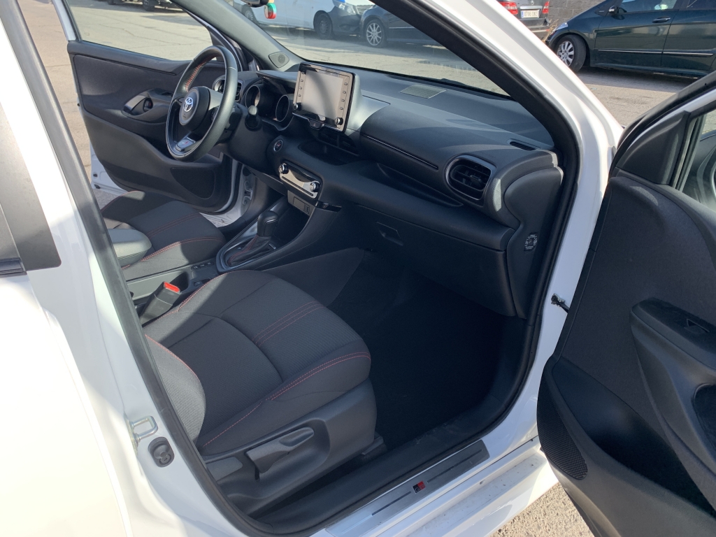 TOYOTA YARIS GR 1.5 HIBRIDO 120CV AUT