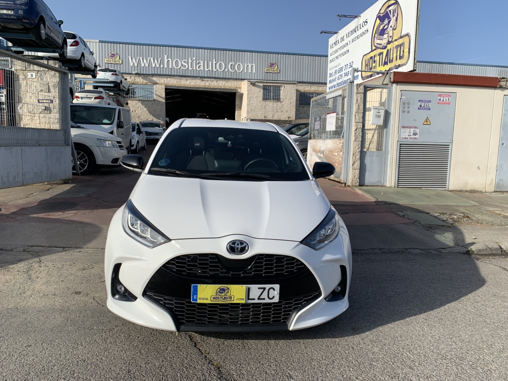 TOYOTA YARIS GR 1.5 HIBRIDO 120CV AUT