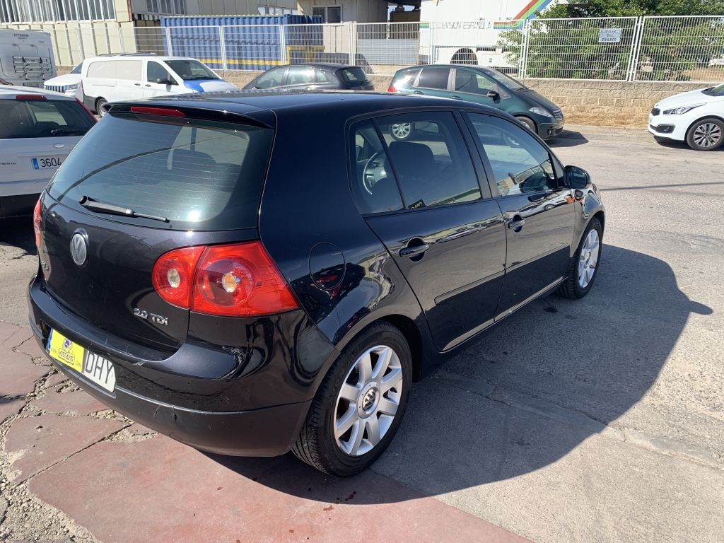 VOLKSWAGEN GOLF 2.0 TDI 105CV