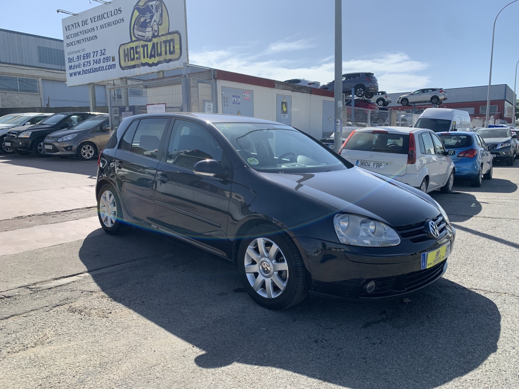 VOLKSWAGEN GOLF 2.0 TDI 105CV