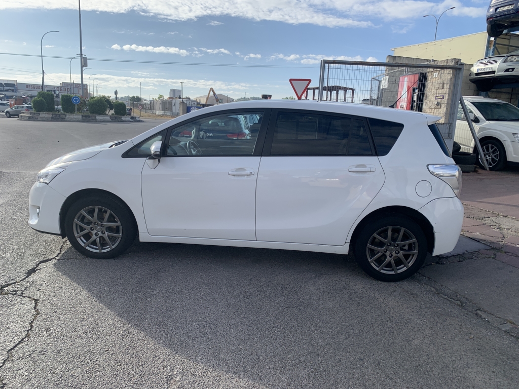 T0YOTA COROLLA VERSO 1.6 D4D 112CV