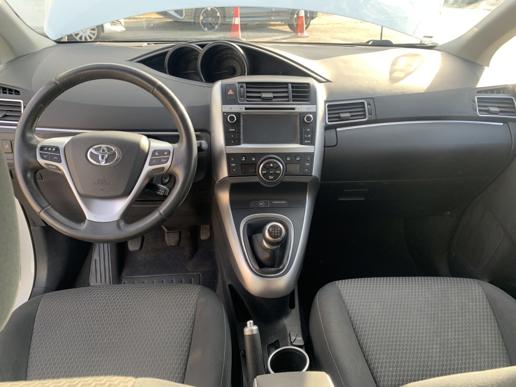 T0YOTA COROLLA VERSO 1.6 D4D 112CV