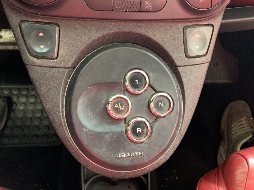 FIAT 500 ABARTH 1.4 INY 160CV AUT