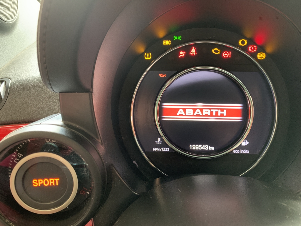 FIAT 500 ABARTH 1.4 INY 160CV AUT