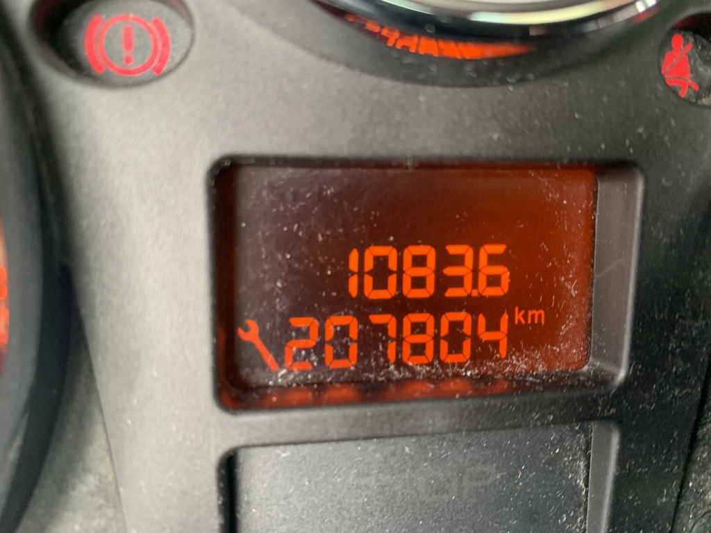 PEUGEOT 207 1.4 HDI 68CV