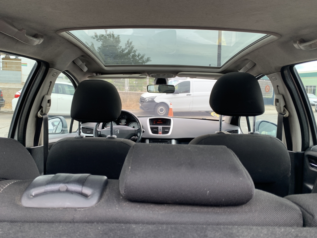 PEUGEOT 207 1.4 HDI 68CV