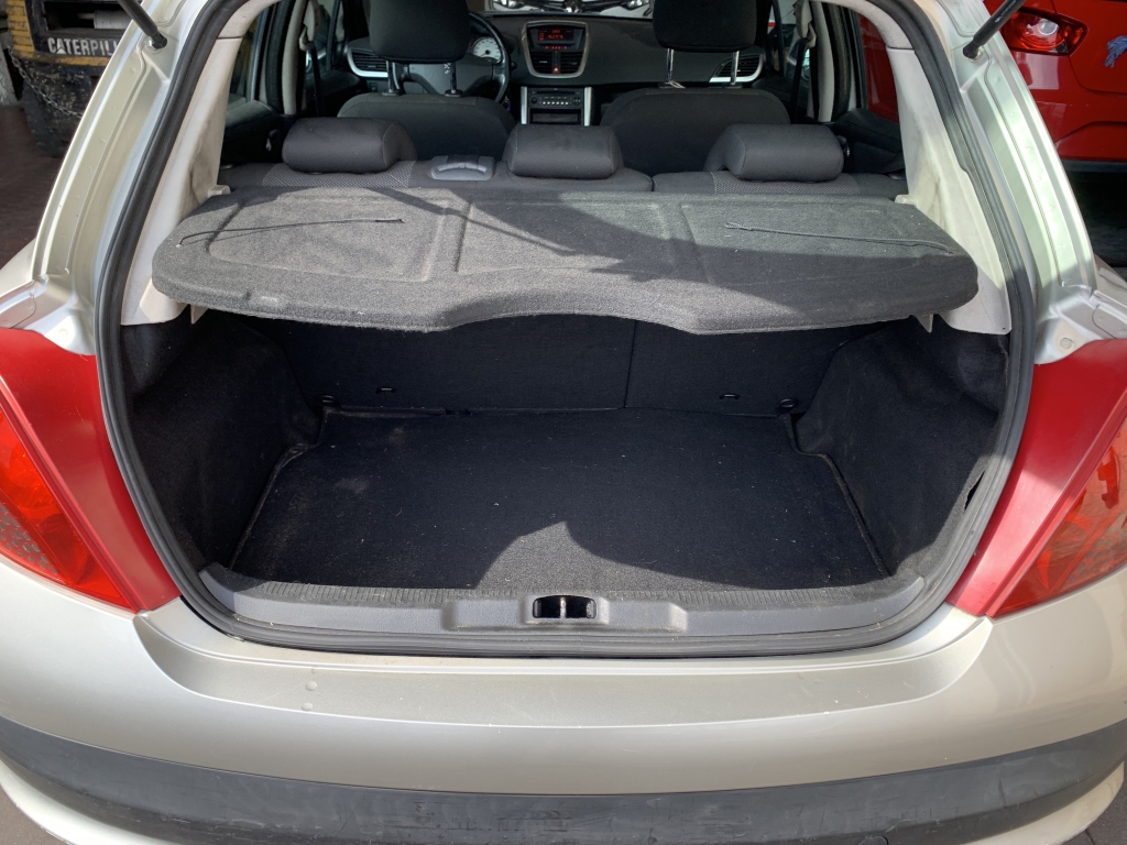 PEUGEOT 207 1.4 HDI 68CV