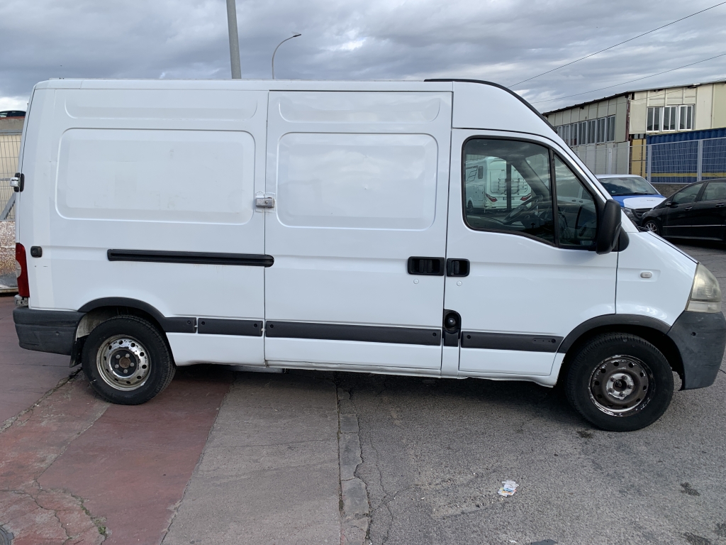 NISSAN INTERSTAR 2.5 DCI 120CV