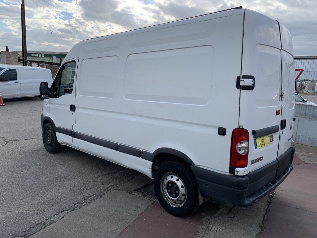 NISSAN INTERSTAR 2.5 DCI 120CV