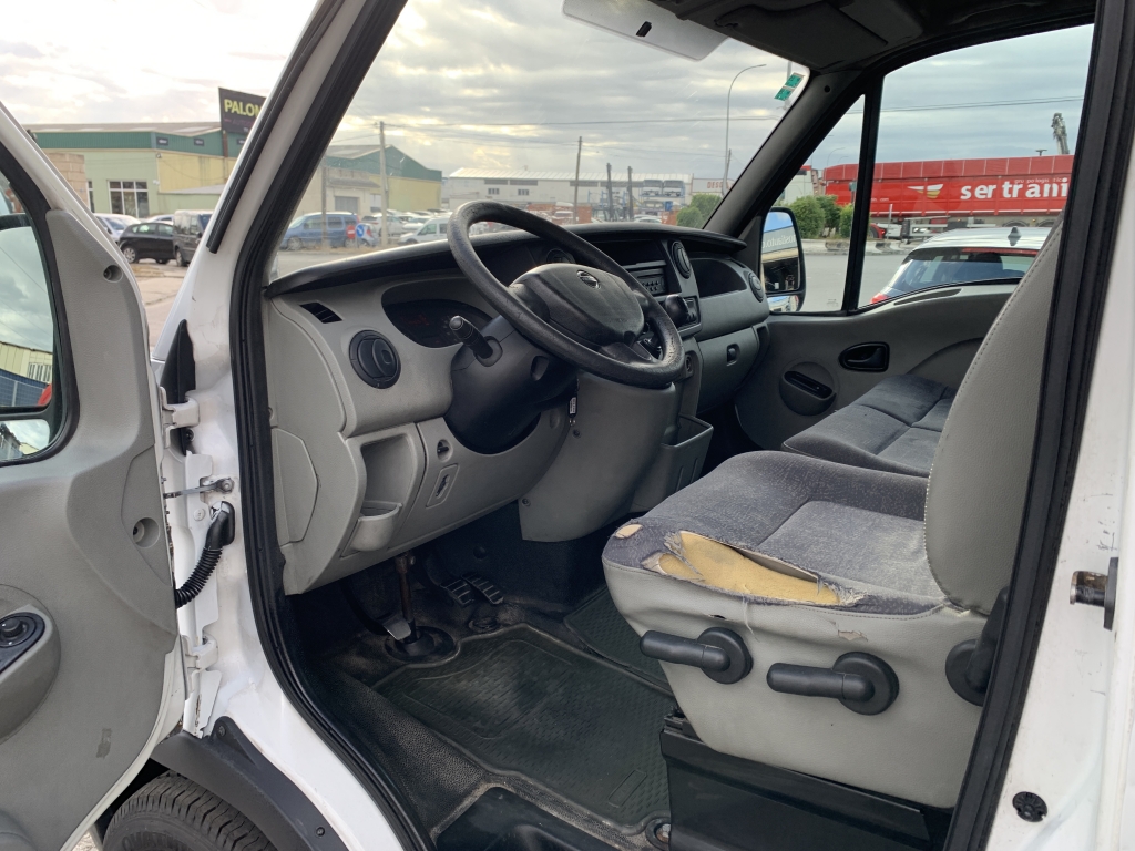 NISSAN INTERSTAR 2.5 DCI 120CV