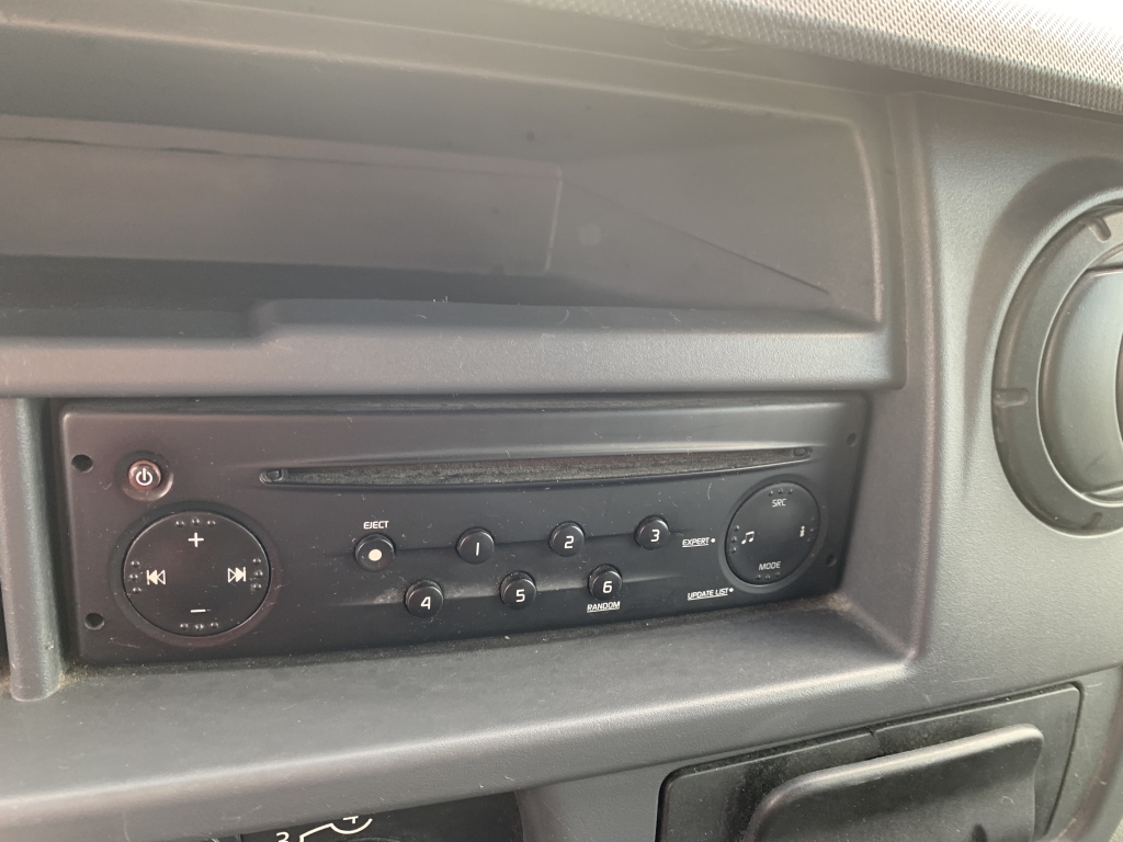 NISSAN INTERSTAR 2.5 DCI 120CV