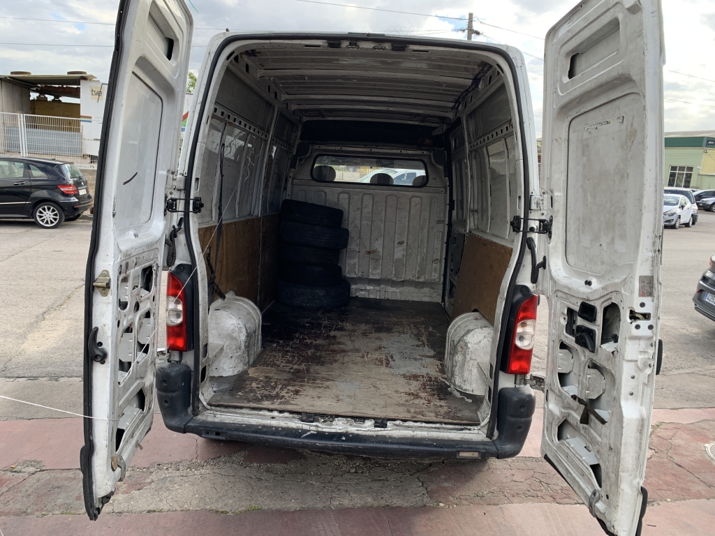NISSAN INTERSTAR 2.5 DCI 120CV