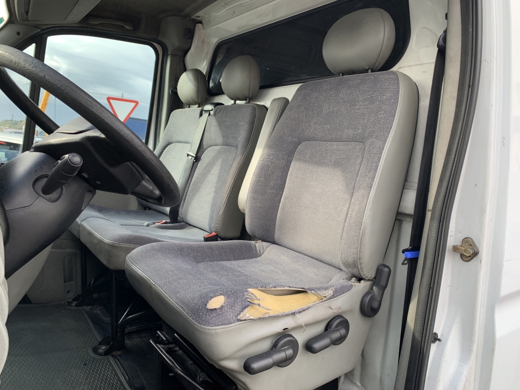 NISSAN INTERSTAR 2.5 DCI 120CV