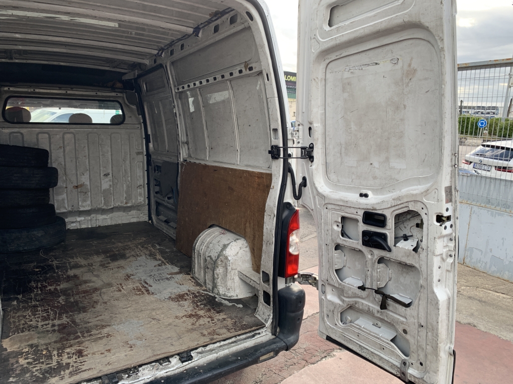 NISSAN INTERSTAR 2.5 DCI 120CV