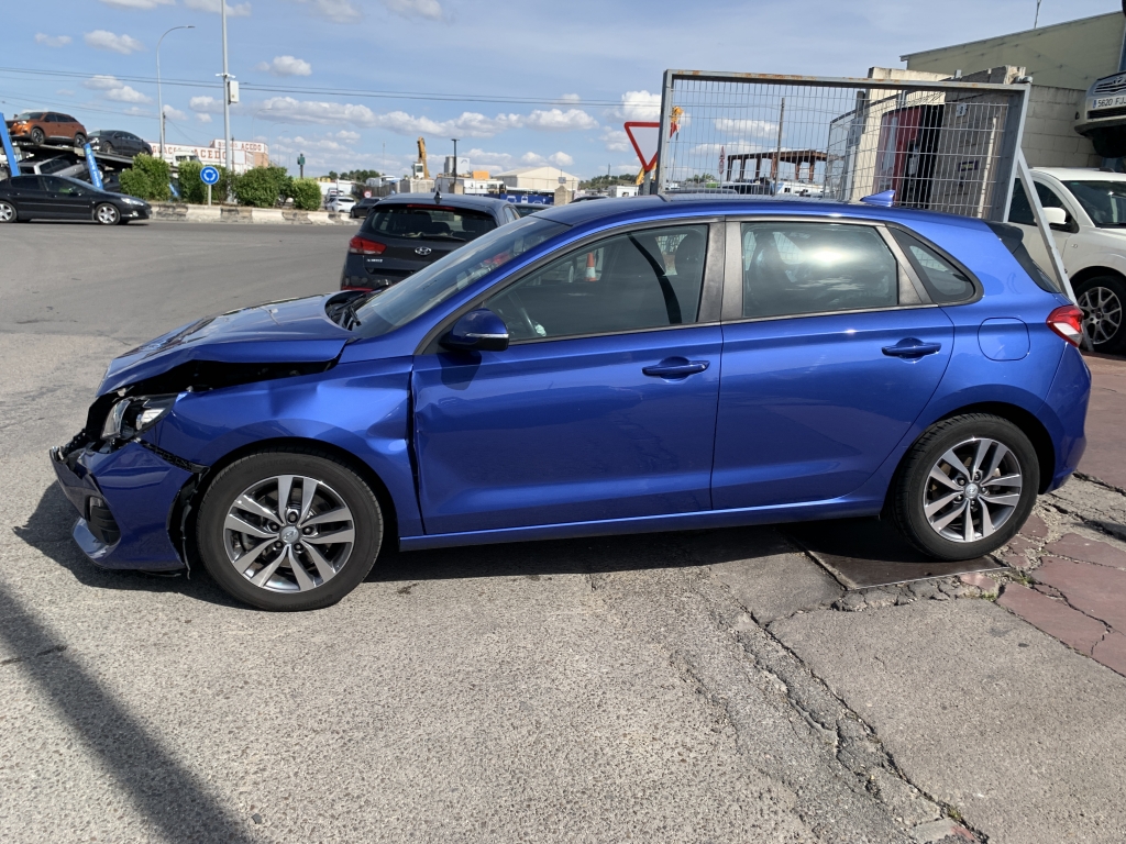 HYUNDAI I-30 1.6 CRDI 95CV