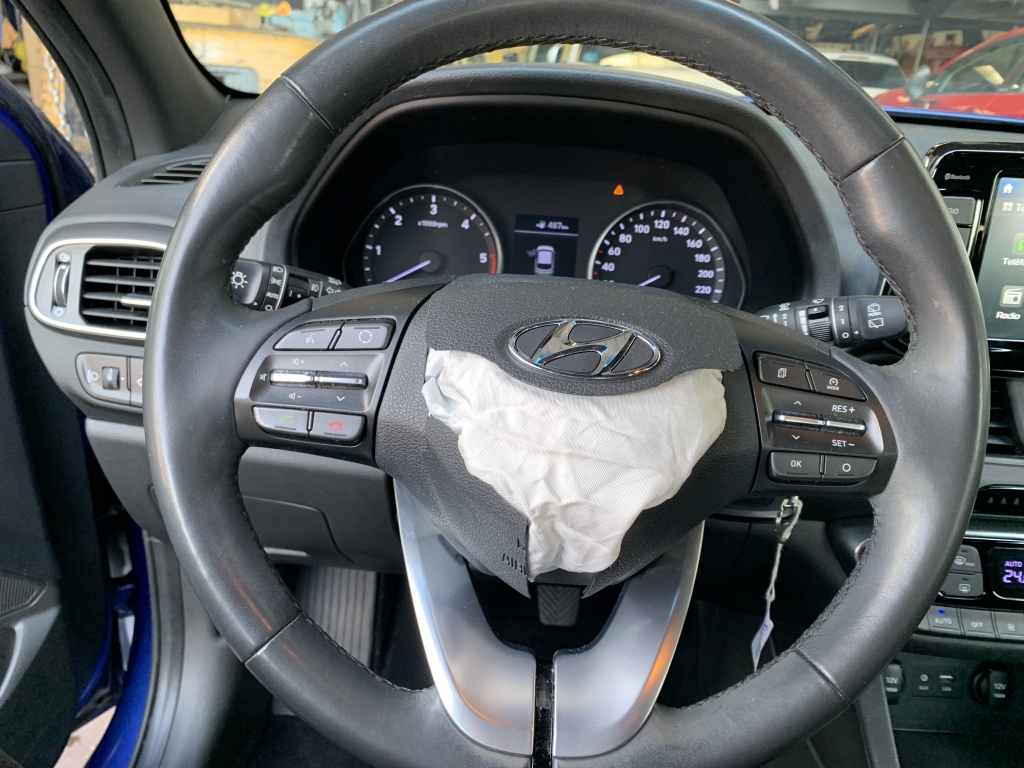 HYUNDAI I-30 1.6 CRDI 95CV