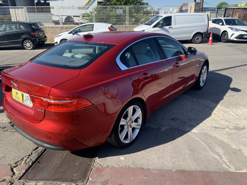 JAGUAR X-3 2.0 D 180CV AUT