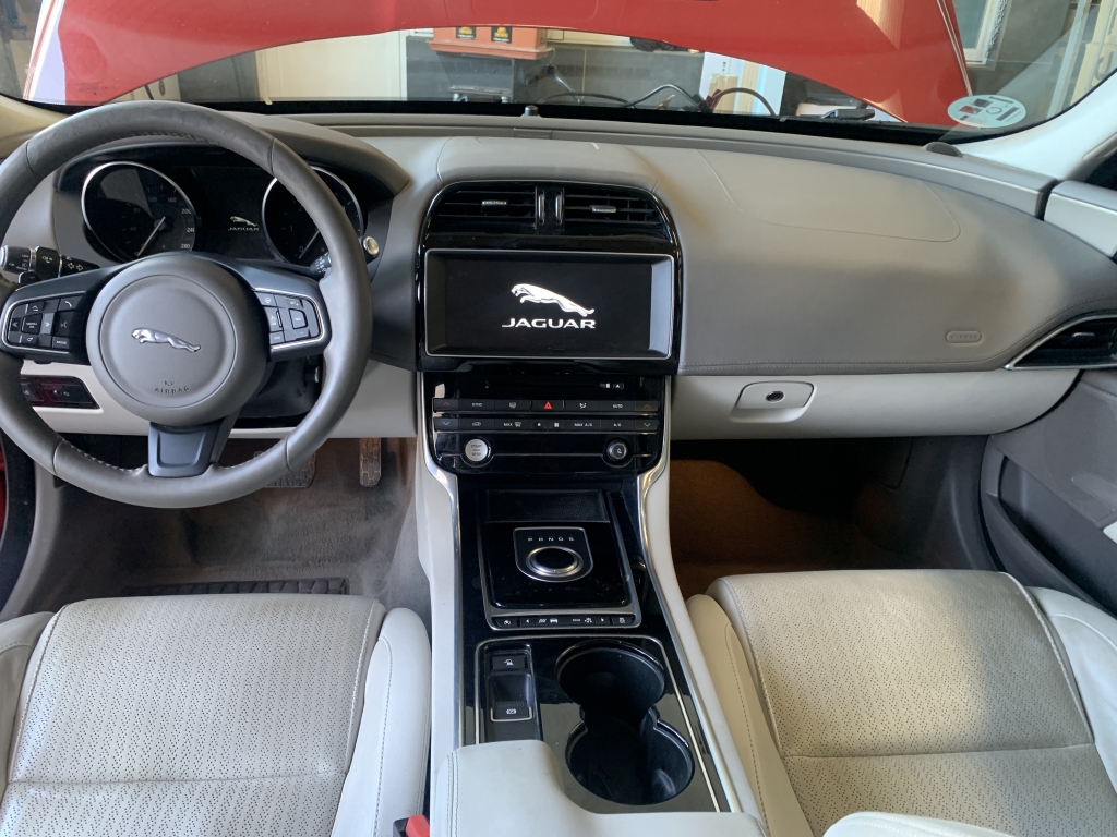 JAGUAR X-3 2.0 D 180CV AUT