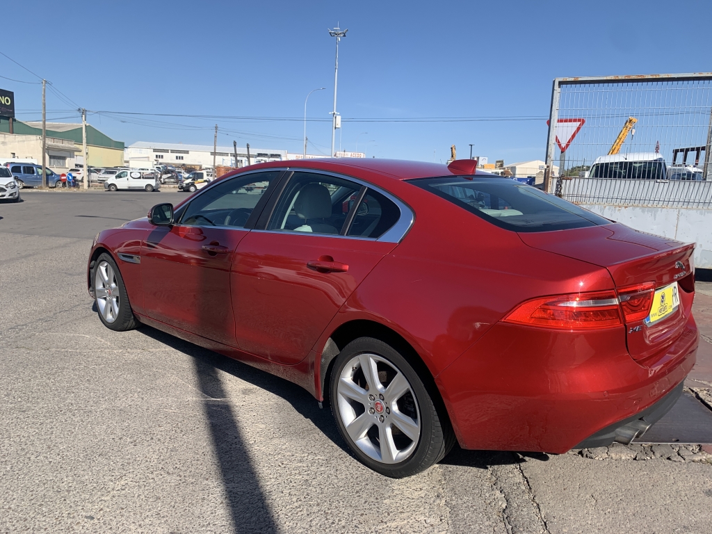 JAGUAR X-3 2.0 D 180CV AUT