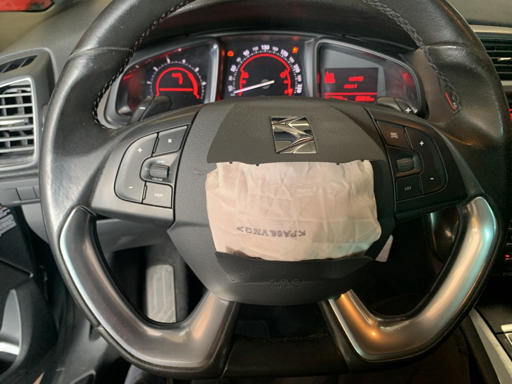 CITROEN DS-5 1.6 HDI 115CV AUT