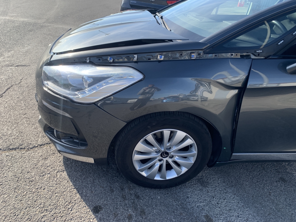 CITROEN DS-5 1.6 HDI 115CV AUT