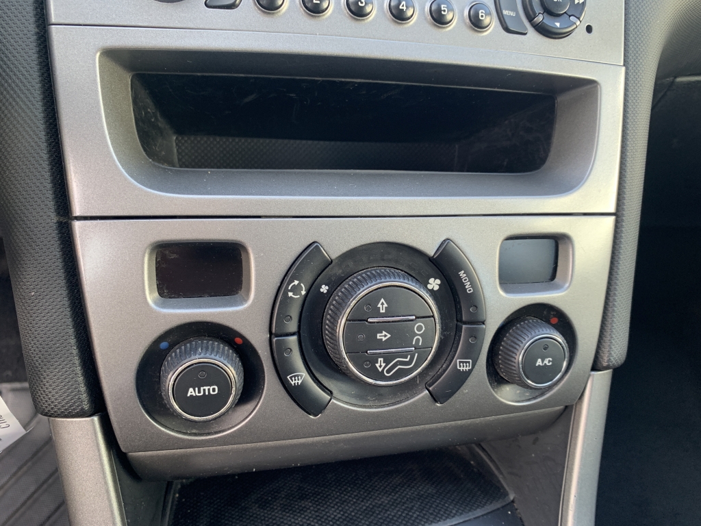 PEUGEOT 308 1.6 HDI 112CV