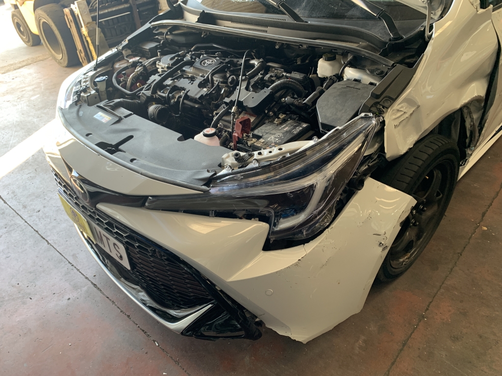 TOYOTA COROLLA 1.8 HYBRIDO 140CV AUT