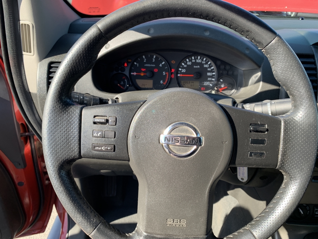 NISSAN NAVARA 2.5 D 171CV 4X4 NISSAN NAVARA 2.5 D 171CV 4X4