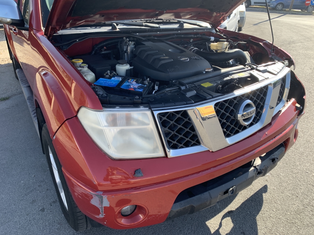 NISSAN NAVARA 2.5 D 171CV 4X4 NISSAN NAVARA 2.5 D 171CV 4X4