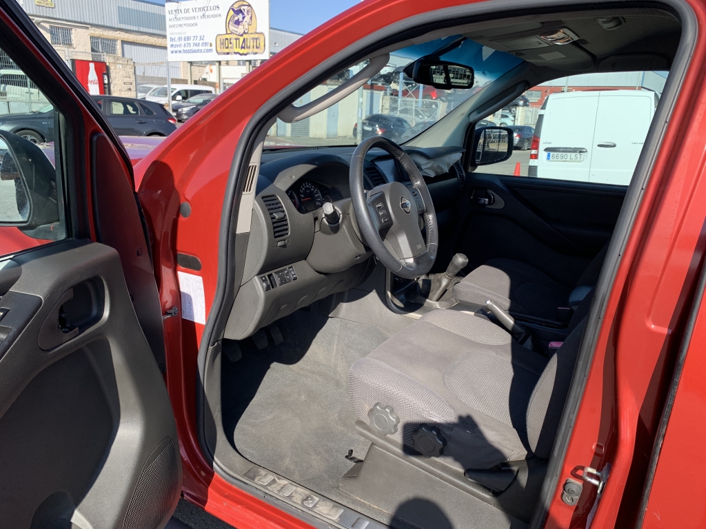 NISSAN NAVARA 2.5 D 171CV 4X4 NISSAN NAVARA 2.5 D 171CV 4X4