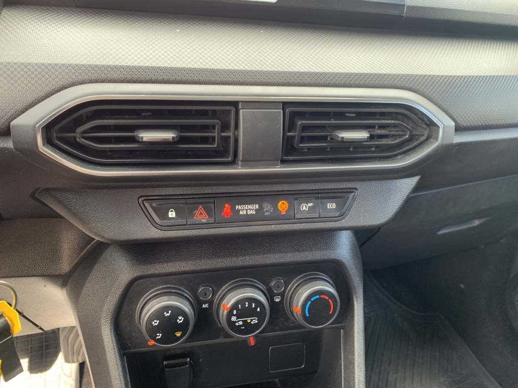DACIA SANDERO 1.0 INY 91CV