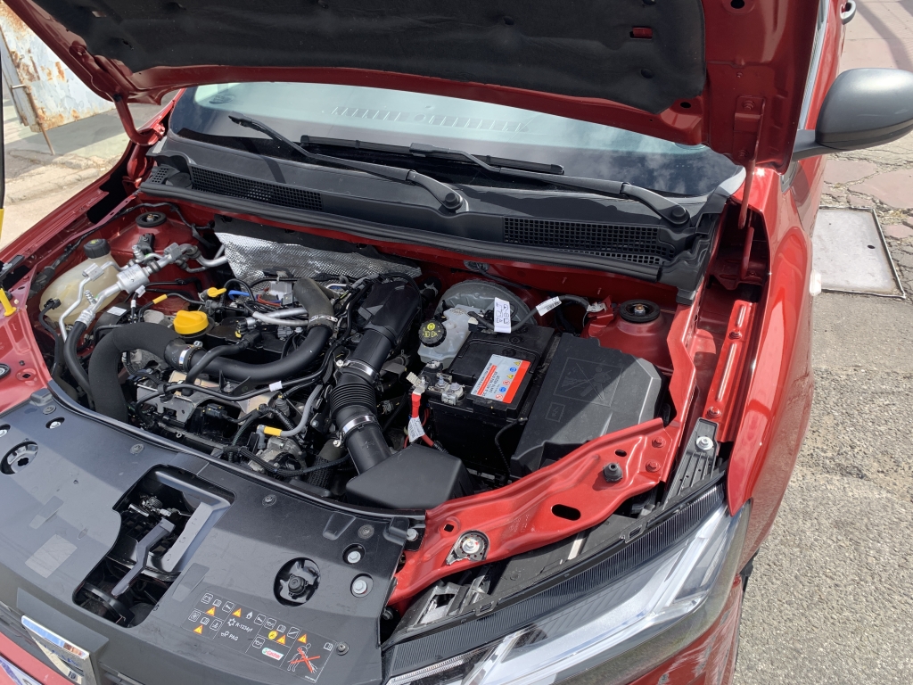 DACIA SANDERO 1.0 INY 91CV