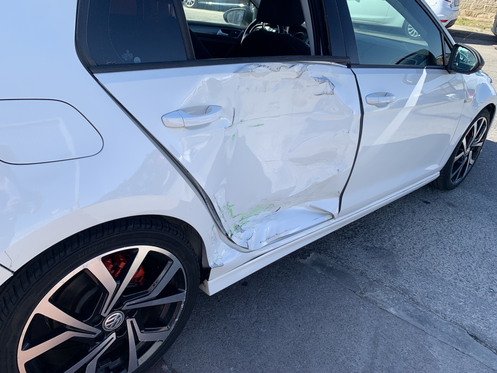 VOLKSWAGEN GOLF VII 1.6 TDI 105CV
