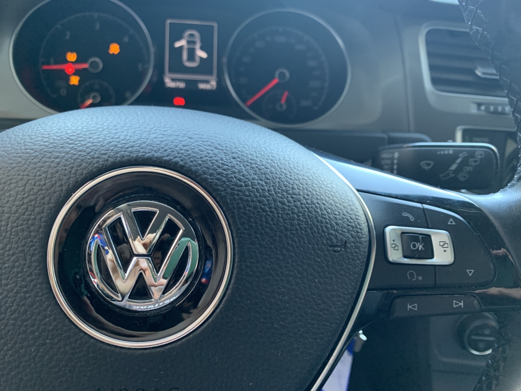 VOLKSWAGEN GOLF VII 1.6 TDI 105CV
