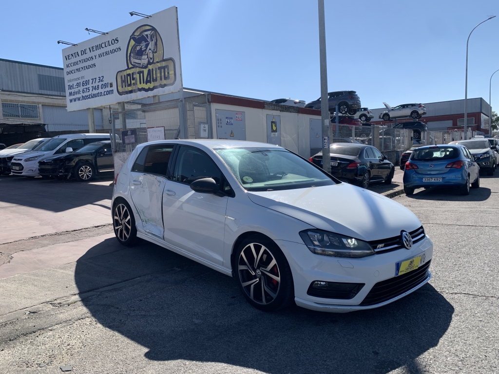 VOLKSWAGEN GOLF VII 1.6 TDI 105CV